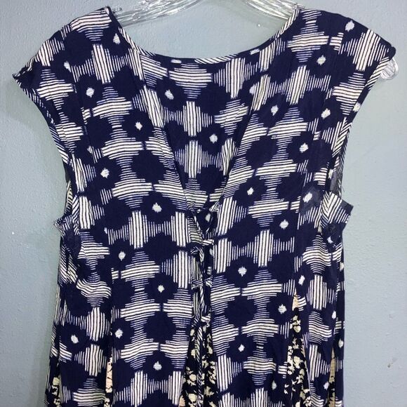 Maeve Anthropologie Navy and Cream Patterned Floral Midi flowy Dress Medium FLAW - Picture 7 of 10